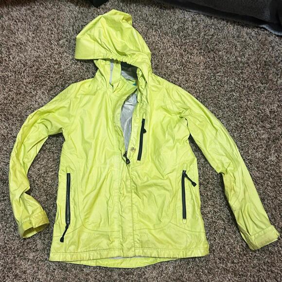 REI Yellow Girls Hooded Raincoat Small (8)